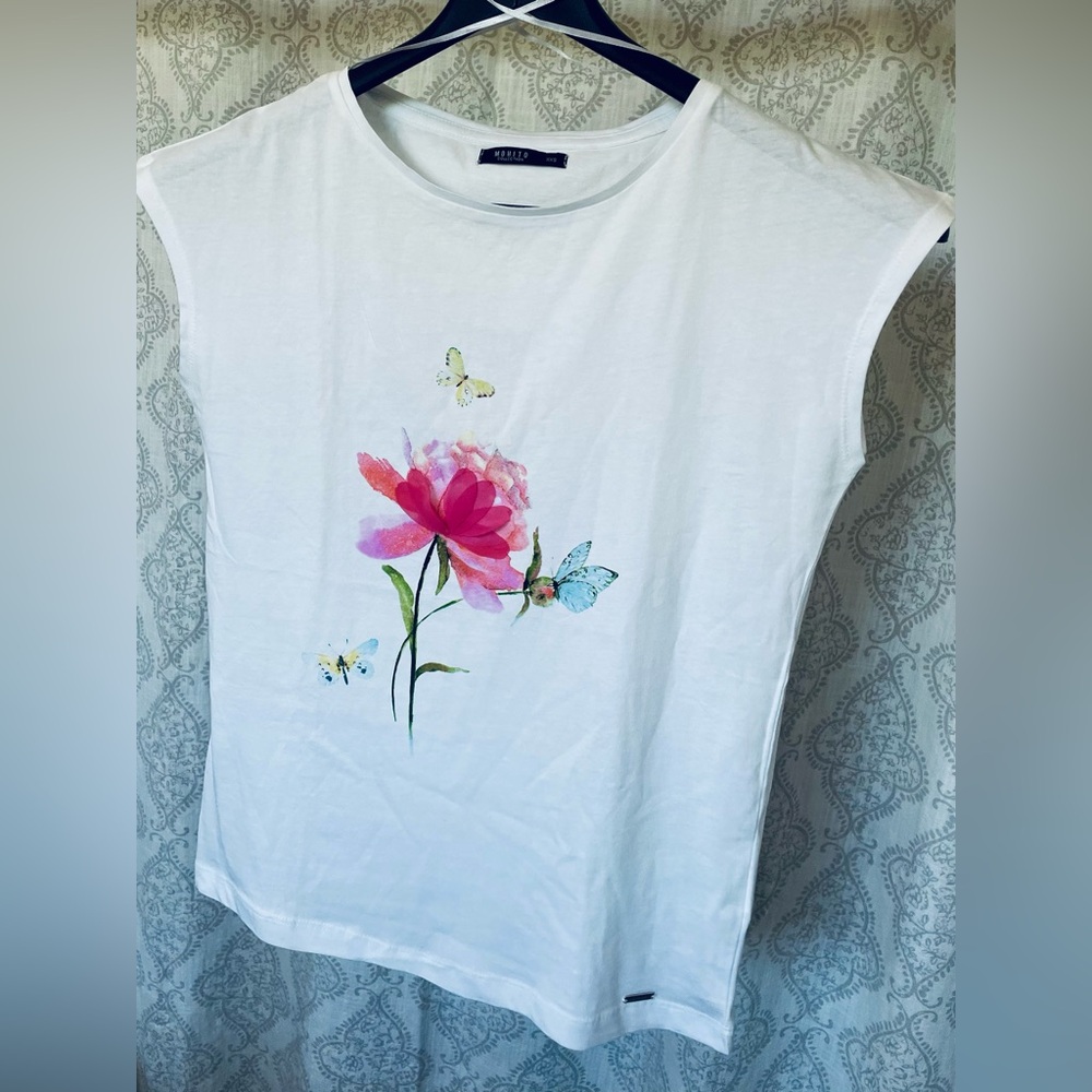 ✨Mohito - White Floral Blouse – Size XXS (Loose Fit)